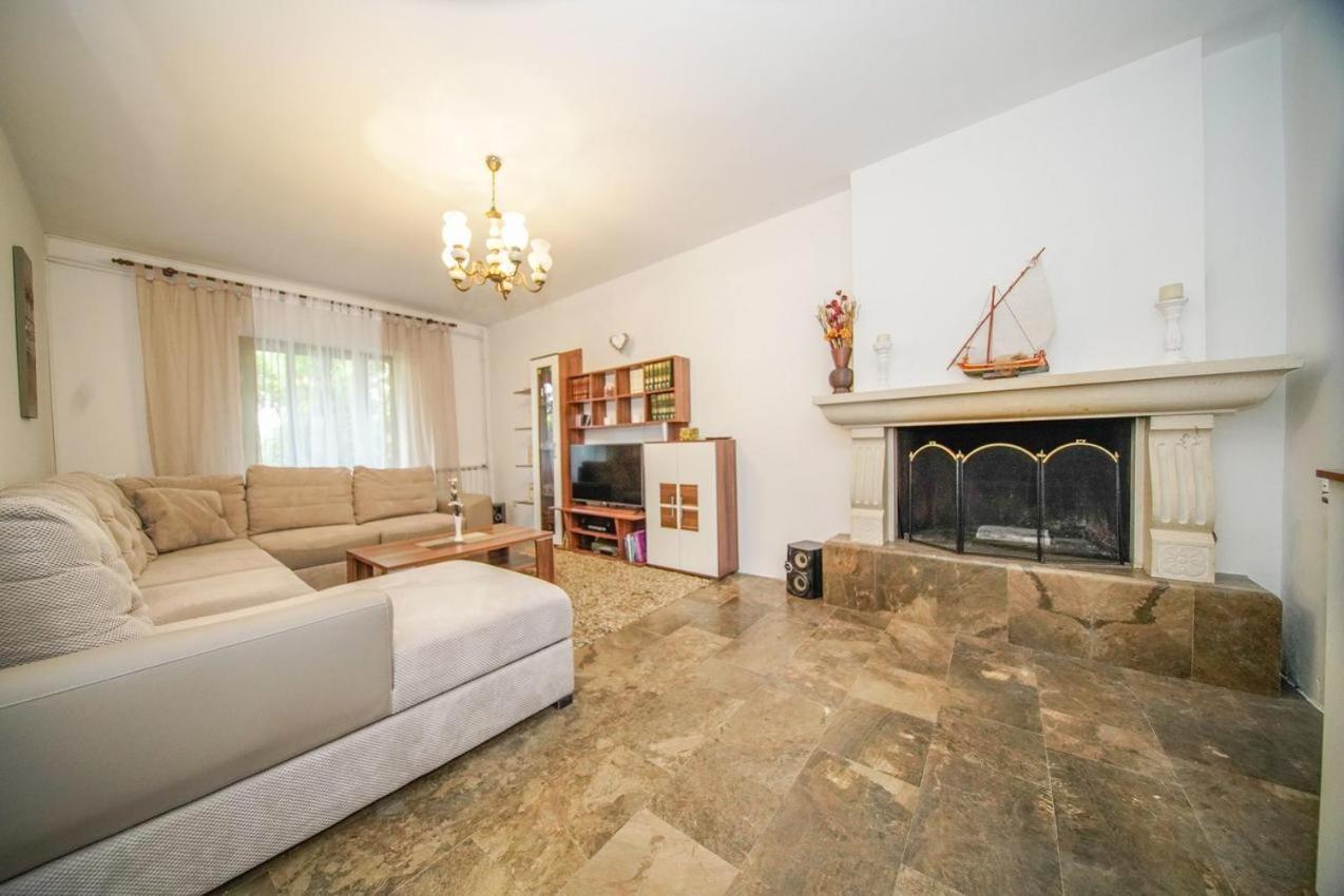 Apartman Mate Splitska Kültér fotó