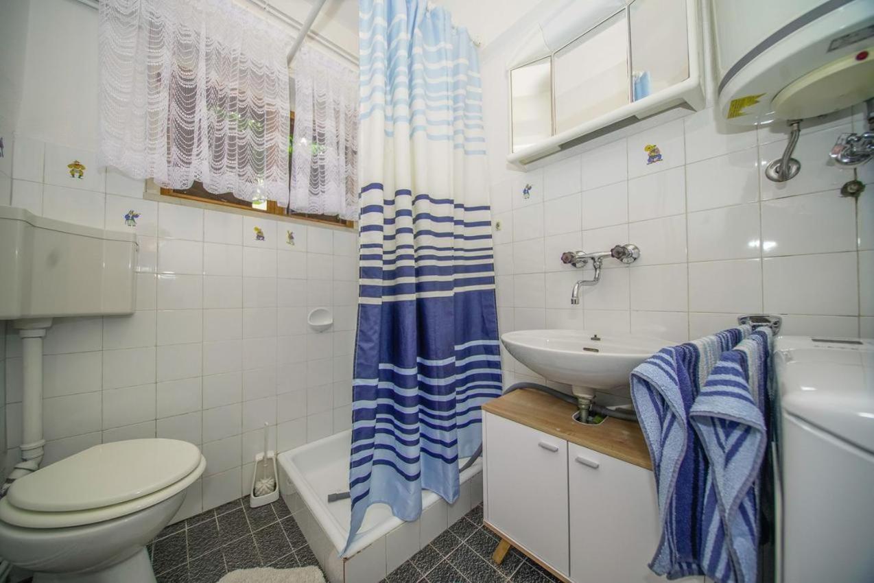 Apartman Mate Splitska Kültér fotó