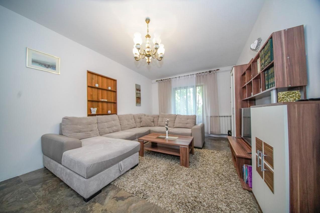Apartman Mate Splitska Kültér fotó