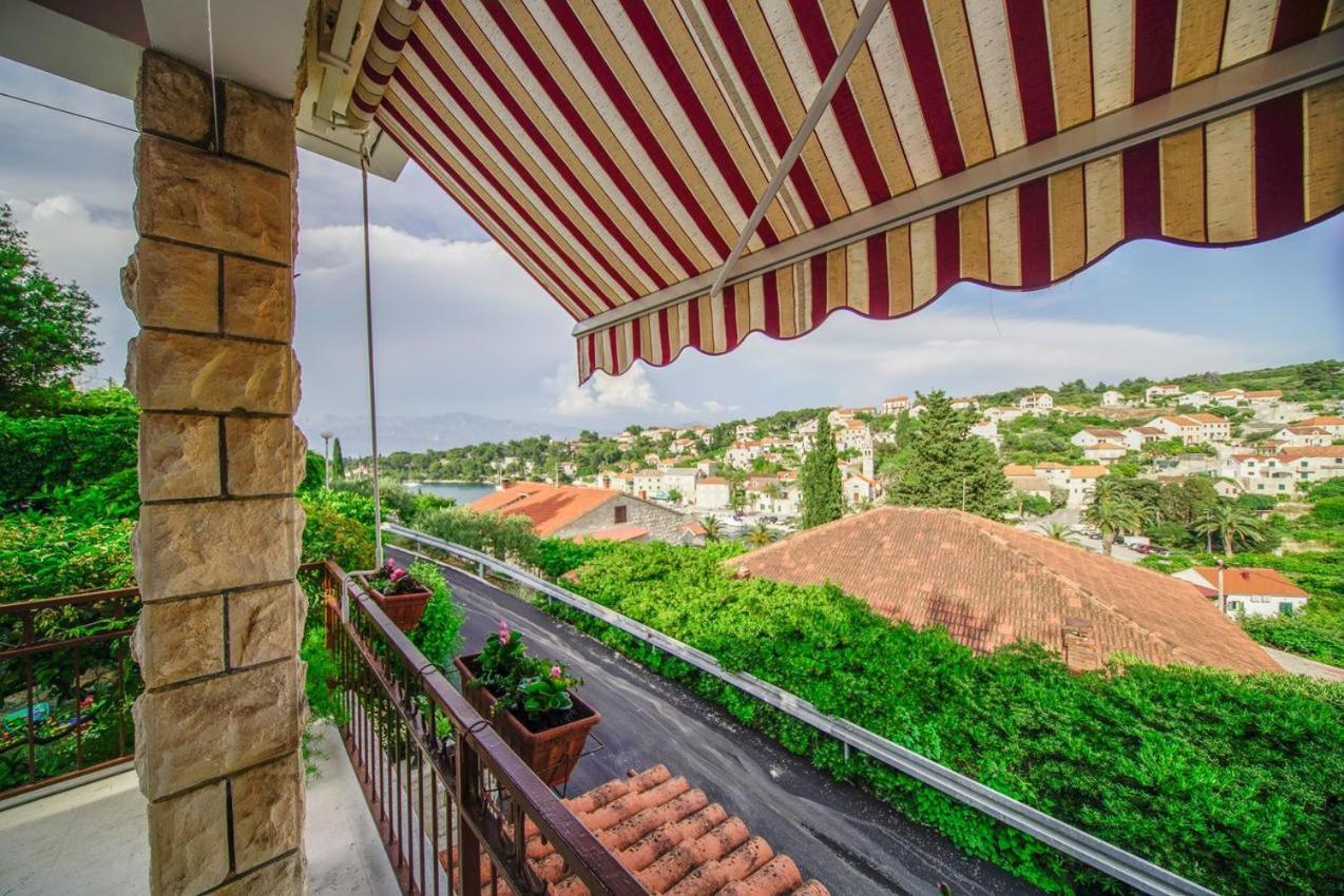 Apartman Mate Splitska Kültér fotó